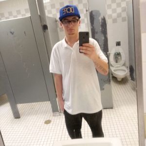 Meet your Posher, Zachary